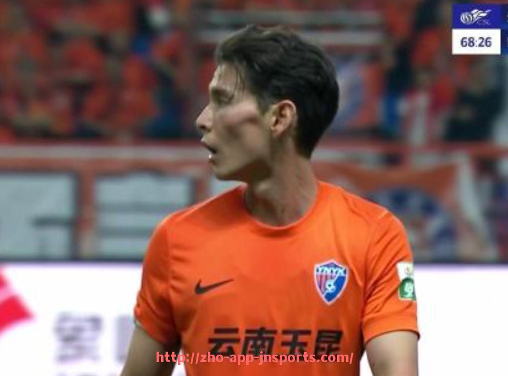 江南体育APP下载-法甲经典比赛阵容回顾及战术布置分析