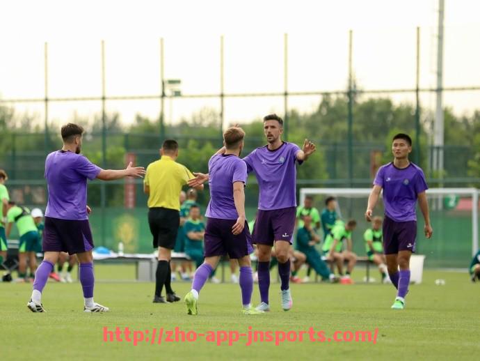 江南体育APP下载-火箭队球星詹姆斯·哈登高清图片合集